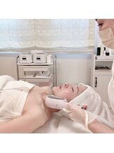 サンクチュアリ(Sanctuary)/ワックスと光のダブル脱毛・お顔