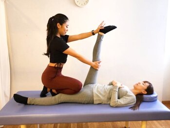 アンドコンディショニングルーム(&conditioning room)/【ストレッチ】ガチガチの身体に