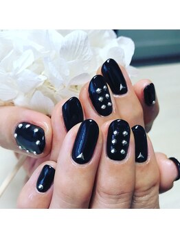 ヒトミネイルズ(Hitomi Nails)/ロック