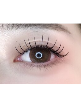 ナチュラル上品な目元にしたい