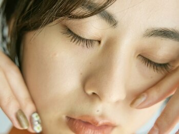 バースプラスリム(virth+LIM)の写真/自まつ毛を最大限に活かして、ふとした時のやわらかく印象的な目元づくりを！あなただけの目元をお届け◎