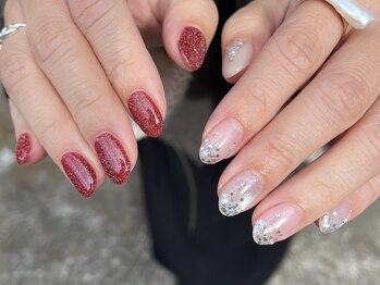 サクノネイル(SAKUNONAIL)/赤フラッシュラメグラネイル