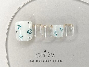 ネイルアンドアイラッシュ アヴィ(Nail and Eyelash A'vi)の写真/“ただ塗るだけじゃない”自爪から整えるネイル。丁寧なカウンセリングでモチの良さを実感◎