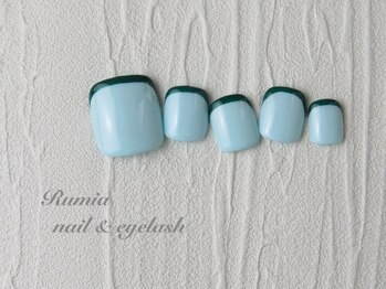 ルミア(Rumia)/細フレンチフットネイル