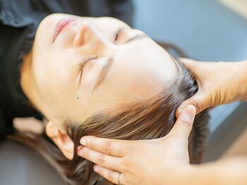 グラナダ 2F(Granada)/極上ヘッドスパ