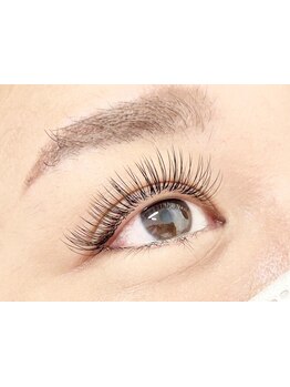 ボリュームのある目元にしたい