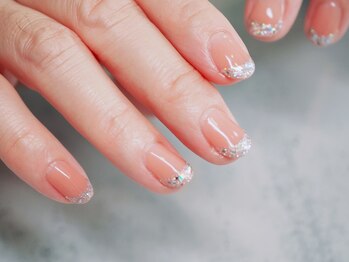 ビューティトリップ(Beauty TRIP)/ガラスフレンチのキラキラが人気