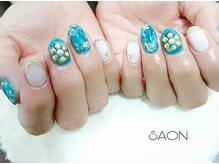 サオン(SAON)/シェルスタッズでお花ネイル