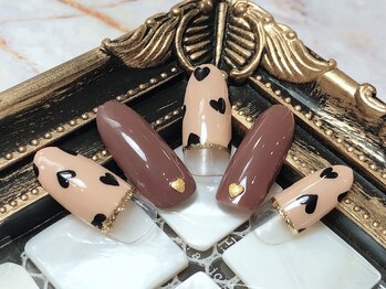 フローラ(flora)/選べる定額デザイン