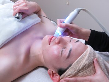 トット 恵比寿(totto)/水光ハイドラフェイシャル流れ１