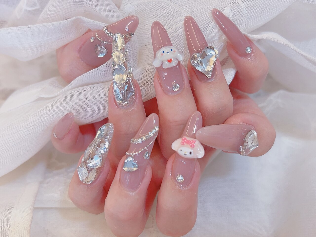 ♡オーダーネイル♡×編み上げりぼん×ホロ×ハートビジューネイル♡黒×