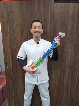 岡本駅前整骨院/ゆがみ整体