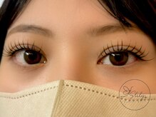 エスリリープラス(SLily+)/【マツエク/フラットラッシュ】