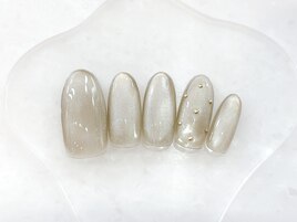 トレンドシンプルデザインネイル