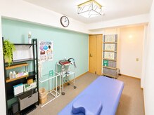 SUGIMOTO LAB'【肩こり/腰痛/美容鍼/鍼灸/マタニティ/産後/骨盤矯正/マッサージ】の雰囲気（完全個室で、周囲を気にせずリラックスして施術を受けられます。）