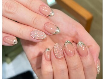 ネイルアンドアイラッシュスタジオ シュシュ(chouchou)の写真/15周年を迎えたパラジェルプレミアムサロンで叶える、シンプルアート美フォルムの指先★