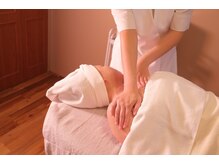 ポーラ 新居浜店(POLA)/デコルテをじっくりほぐします