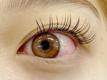 プラスアイ 銀座中央通り店/&healthyパーマ+エク 担当:菅