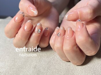 アントレッド(entraide)/キラキラフレンチネイル