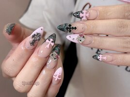 ガーリーピンク迷彩ネイル
