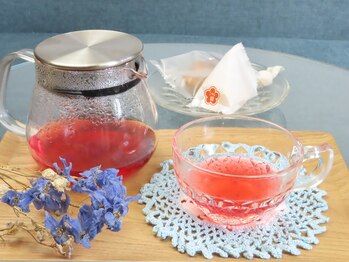 みずうみ(Mis.umi)/～施術後ハーブティーとお菓子～