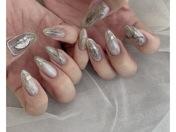シュエットネイル(chouette nail)の写真/プライベート個室で丁寧な施術！付け放題で雰囲気に合ったデザインを☆スカルプとチップ長さ出しもあり