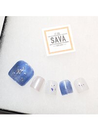 【冬にシンプル雪の結晶ネイル】