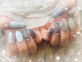 ブルーのマグネットネイル