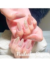 デジャヴ(Dejave)/冬のきらきらネイル