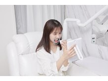 ホワイトニングラウンジ 横須賀店(ホワイトニングlounge)/【照射準備２】