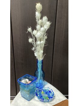 ブレッシングス(BLESSINGS)/青のガラス