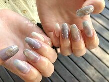 モノ(mono)/ブルーニュアンスネイル