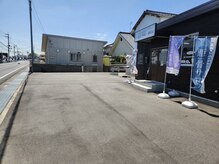 距骨サロン 東岡山店/【駐車場】敷地内無料駐車場