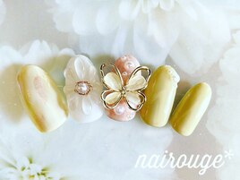 蝶々ぷっくりフラワーネイル♪