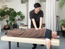 整体 整骨院 まかな/施術風景