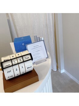 ホワイトアイ 甲府上石田(WHITE EYE)/【山梨/甲府】アイブロウ/眉毛