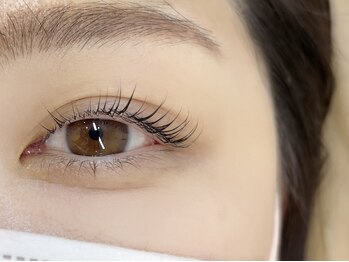 ニフェ(Nifee)の写真/はじめてでも安心♪プロが“似合う”を引き出します！満足度◎でなりたいが叶う