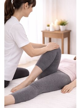 セレクト(SELECT)の写真/ストレッチで全身伸び伸び！マッサージでリラックス、整体も受けられる隠れ家サロン☆
