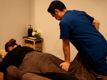 エムエイチセラピー(mhセラピー)の写真/高技術でリピ続出!!お得な【もみほぐしマッサージ60分¥3800~】強度な首肩こり/全身疲労は当店にお任せ!!