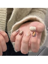 ペル(Per)/落書きネイル