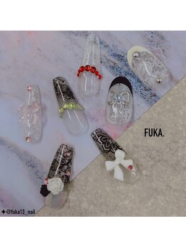 流行りのレースネイル