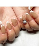 ミニュイ(Minuit)/フレンチネイル