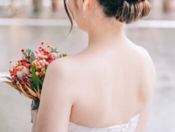 マールム(MALUM)の写真/【人生で一番輝く日はドレスの下に自信を着る】背中～二の腕を引き締め×トリートメントで素肌に輝きを！