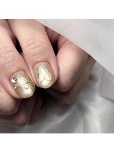 ハロネイル(Halo Nail)/ミラーアート