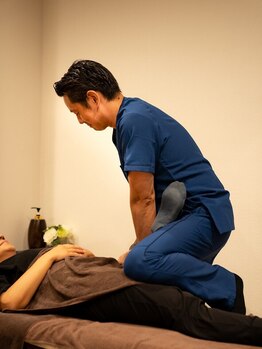 エムエイチセラピー(mhセラピー)の写真/【全身もみほぐし60分¥3800~】メンズ必見!身体の歪みを整え疲労解消!22時迄の営業でお仕事帰りにも通える