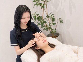 ゼロスリー(0.3s)の写真/【U24学割あり】学生の方もお得に通える眉毛専門サロン★一人ひとりに「似合わせ眉」をご提案いたします◎
