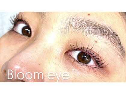 Ｂｌｏｏｍ ｅｙｅの写真
