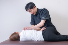 肩こりと腰痛にお悩みの方にリンパマッサージ 骨盤矯正がおすすめの整体 熊本市内院