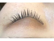 フリルアイビューティ 豊中店(Frill Eye Beauty)/