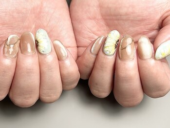 オンシジューム(Oncidium)/手描き向日葵ネイル♪